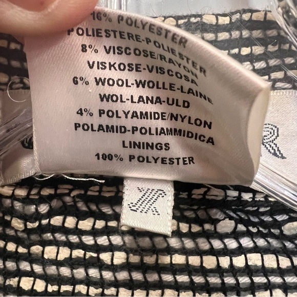 Vtg Jaeger shirt/jacket button down with vented sides and square hem size 8 - Picture 6 of 9